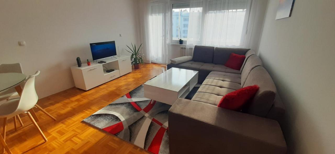 Apartman Stella Istocno Sarajevo Lukavica Экстерьер фото